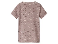 Lilla kortærmet t-shirt bag fra med print af små guldsmede fra Name It 13246999 purple dove